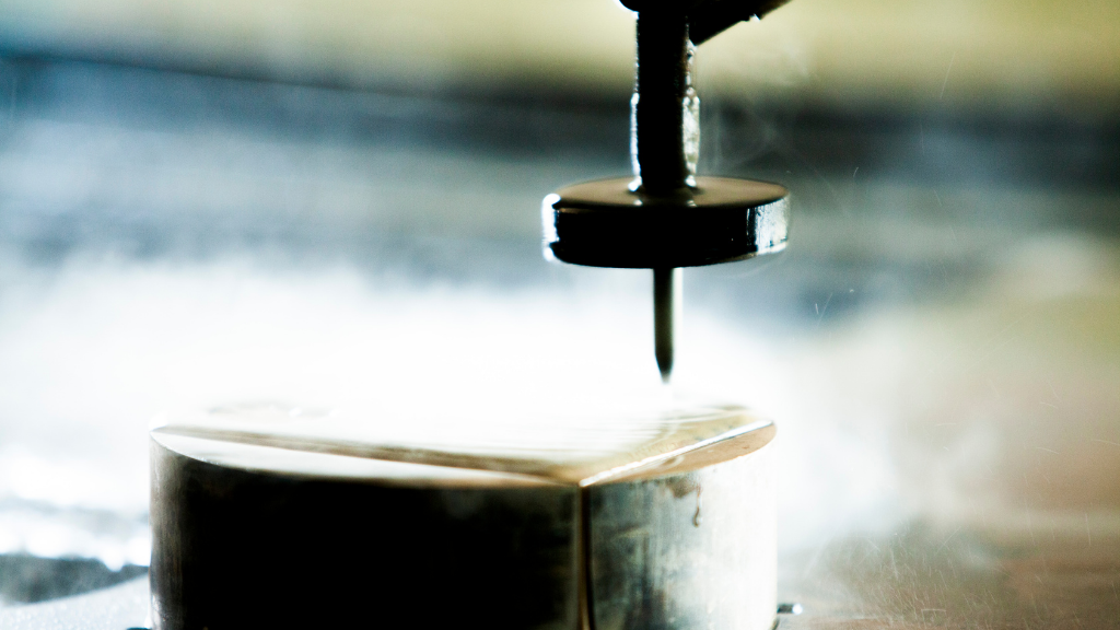 abrasive water jet cutter
